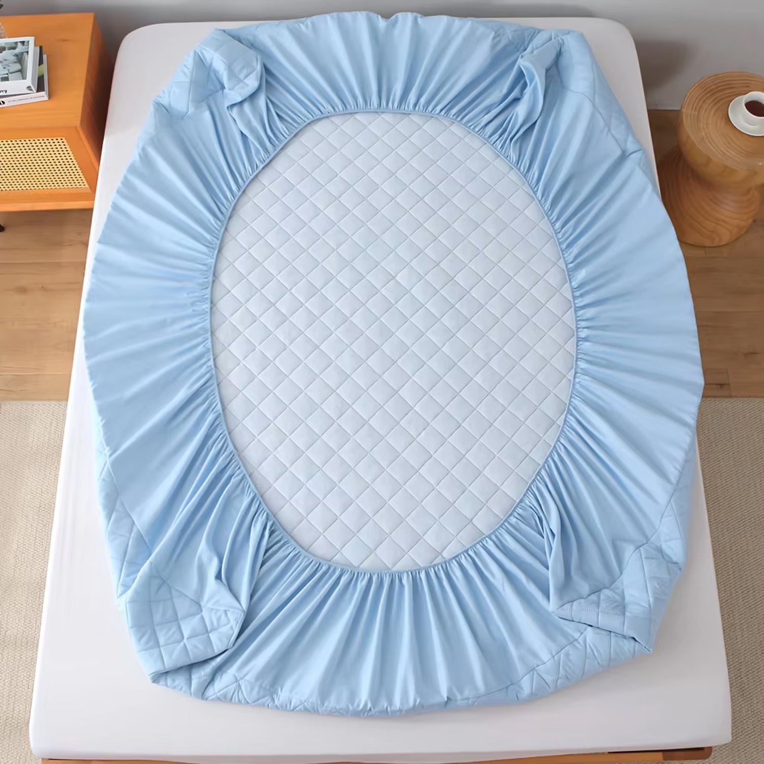 LaxProfi Waterproof Mattress Protector Quilted Breathable Noiseless TPU Barrier